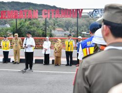 Resmikan Sejumlah Infrastruktur Penting di Jawa Barat, Presiden Jokowi: Tingkatkan Konektivitas dan Efisiensi Logistik