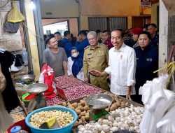 Kunjungi Pasar Mawar Pontianak, Presiden Jokowi: Harga Baik dan Stabil