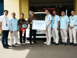 Daihatsu Donasikan Kendaraan untuk Mendukung Penyediaan Transportasi Berkelanjutan