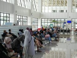 Stasiun Karawang Jadi Primadona Baru Saat Musim Libur