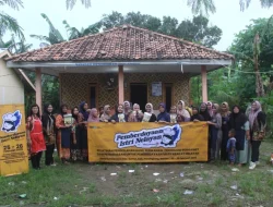 Telkom Bantu Pelatihan Aneka Olahan Laut untuk Kelompok Istri Nelayan di Banten