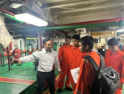 ASDP Ajak Siswa ‘Belajar dari Dek Kapal’: Merayakan Hardiknas dengan Pengalaman Nyata di Dunia Maritim