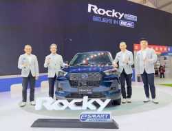 Daihatsu Resmi Luncurkan Mobil Hybrid Pertamanya di Indonesia Rocky e-Smart Hybrid di ajang GIIAS 2025