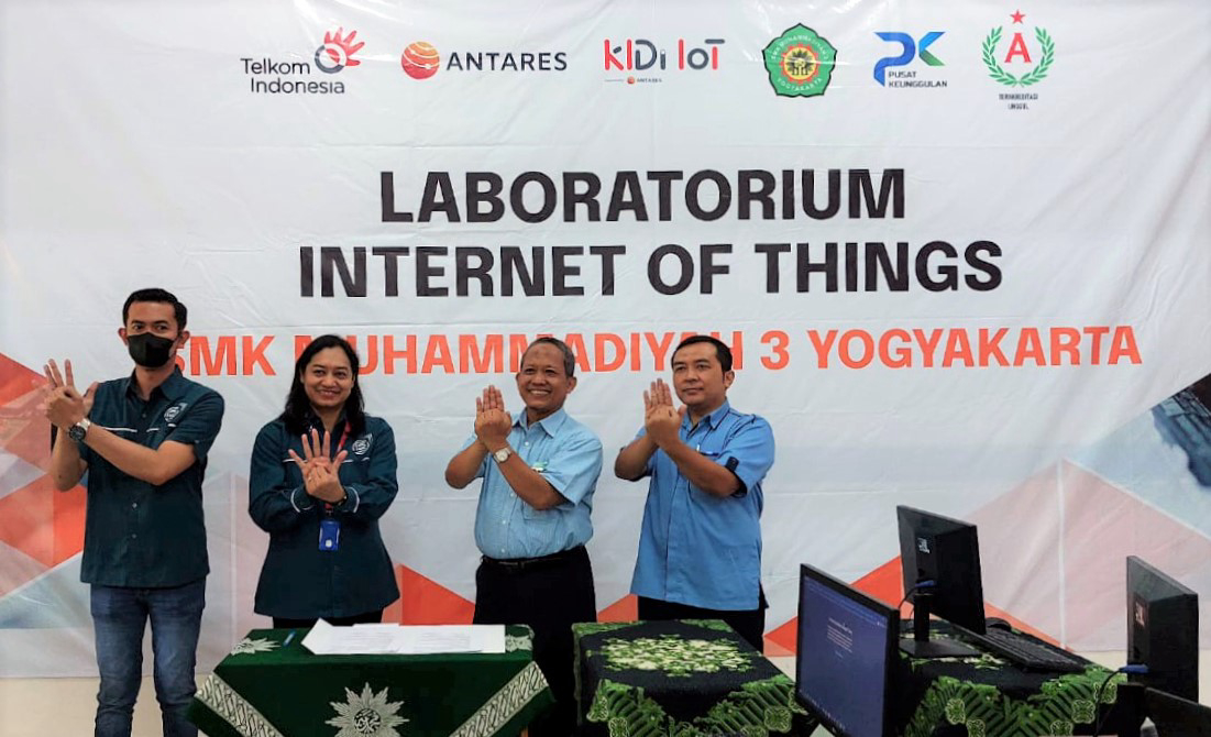 Dukung-Pengembangan-Talenta-Digital-Telkom-Melalui-Antares-Luncurkan-Kelas-Industri-Digital-Internet-of-Things