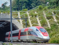 Layanan Kian Diminati, Whoosh Layani 2,93 Juta Penumpang di Semester 1 Tahun 2025 dan Tembus 10 Juta Sejak Dimulai Operasi