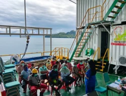 Mengabdi di Laut, PIS & doctorSHARE Hadirkan Rumah Sakit Kapal Layani Masyarakat 3T di Papua