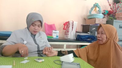 Indah Kiat Tangerang Kolaborasi dengan Eka Hospital Gelar Pemeriksaan Kesehatan Gratis untuk Masyarakat Sekitar