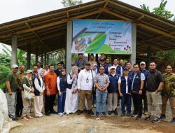 Tingkatkan Hidup Peternak, Brantas Abipraya Berkolaborasi Berikan Bantuan Sapi Perah